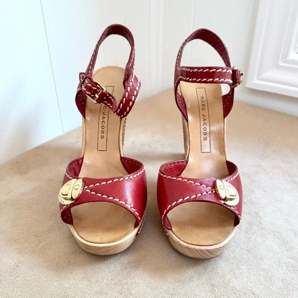 Gorgeous MARC JACOBS Sangria Wood Heeled Buckle Sandals 38 8 Platform Italy $690 - Picture 5 of 14